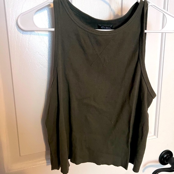 Tank top - Picture 1 of 2